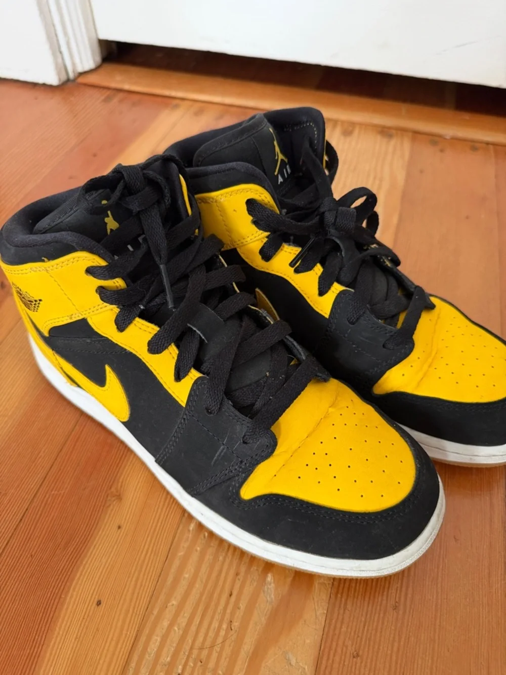 Nike Air‎ Jordan 1 Retro New Love 2017 7Y